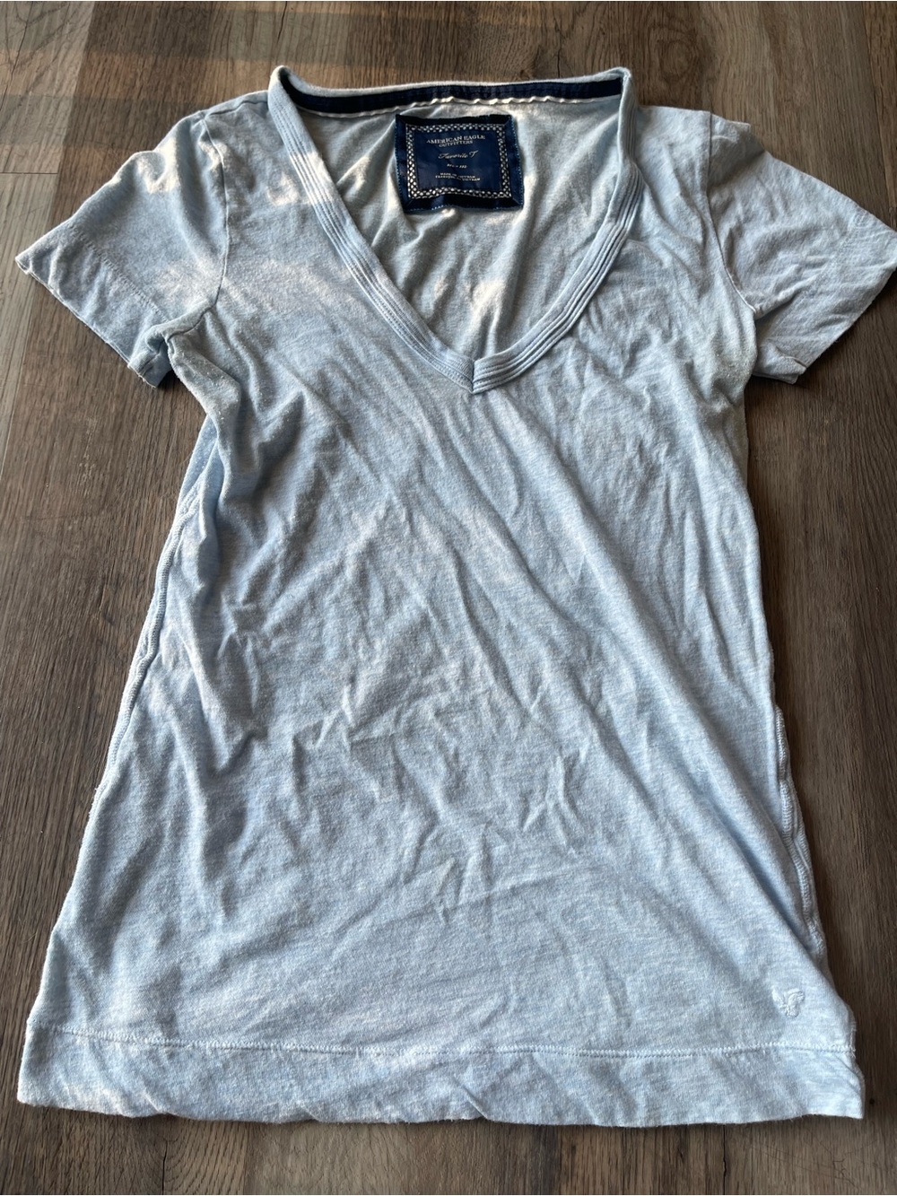 American Eagle Outfitters Light Blue V-Neck Tee